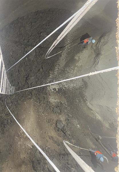 水泥库清库，清理钢板仓